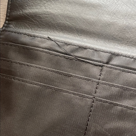 Ardene Black Leather Clutch Wallet With Silver Clasp - Picture 8 of 15